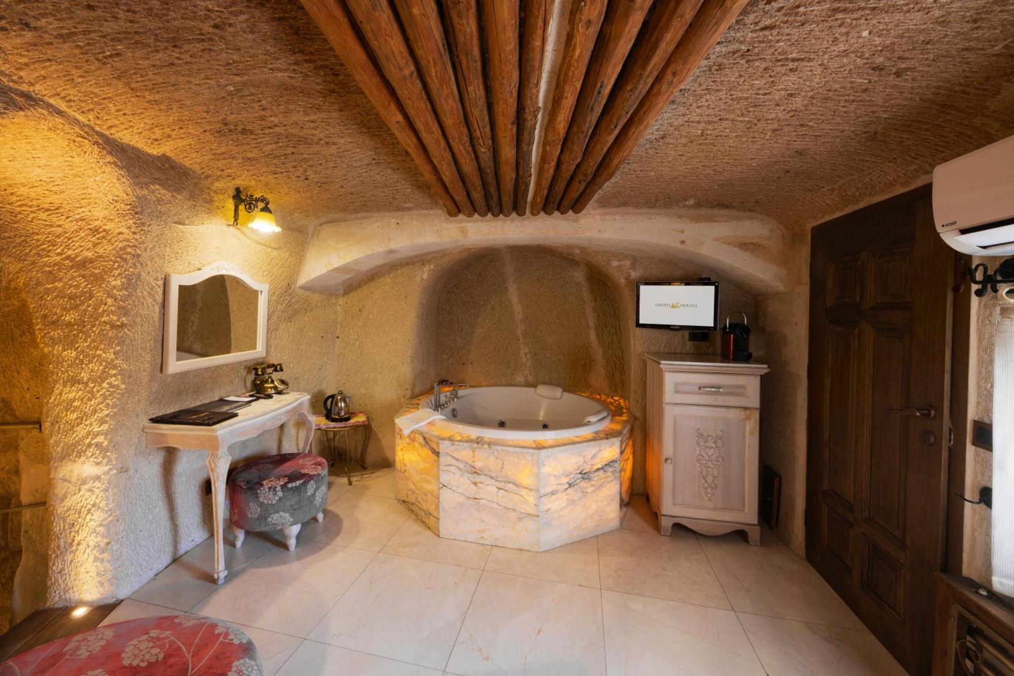 Tafoni Houses Cave Hotel Ortahisar Exterior foto